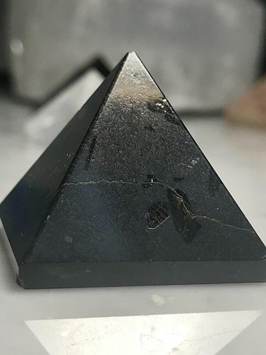 Black Tourmaline Pyramid 25MM